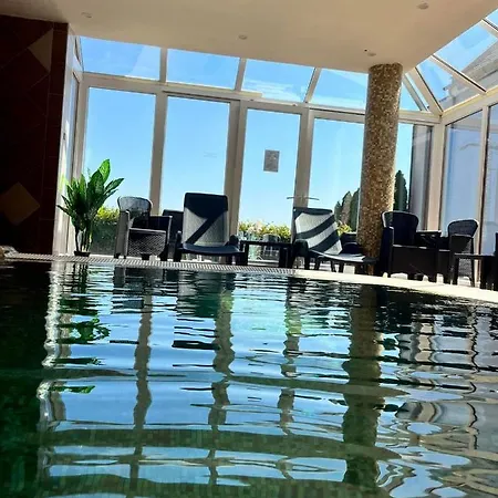 Fonix Wellness ** Apartman Kwatera prywatna *