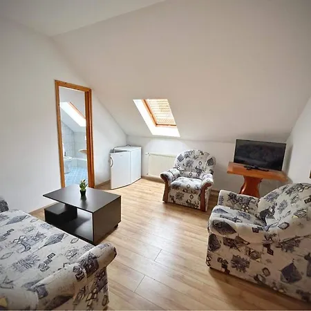 Kwatera prywatna Fonix Wellness ** Apartman *