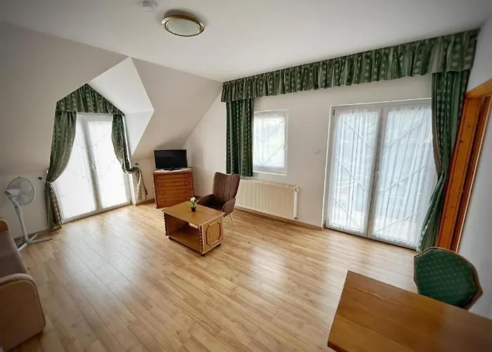 Fonix Wellness ** Apartman Séjour chez l'habitant Hévíz