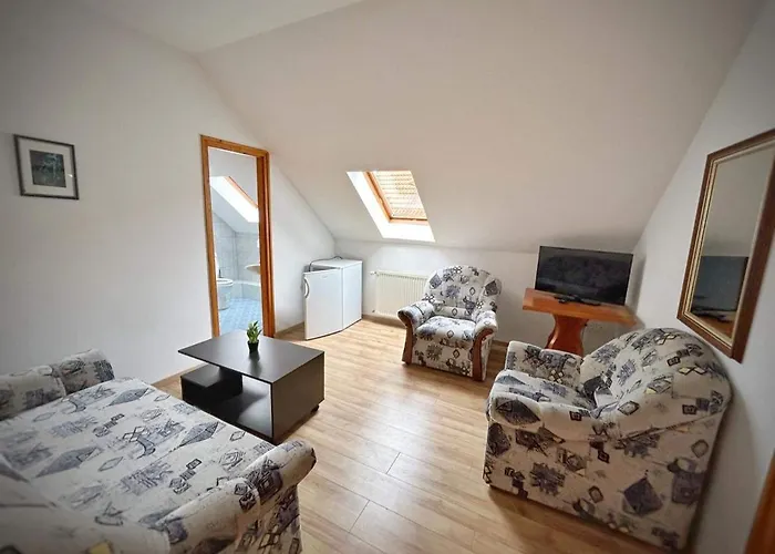 Séjour chez l'habitant Fonix Wellness ** Apartman *